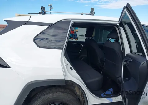 2025 Toyota Rav4 Le z USA, uszkodzony, nr VIN 2T3F1RFV9SW578854